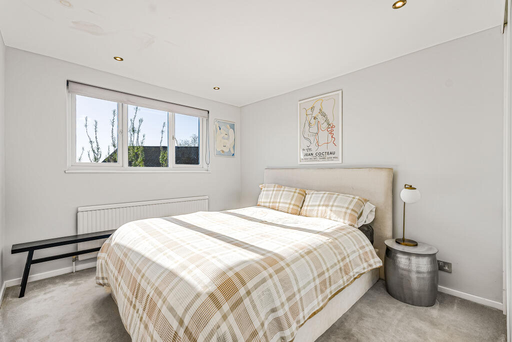 Additional image 7 of Alzey Gardens, Harpenden, Hertfordshire, AL5