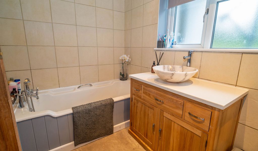 Additional image 13 of 4 bed detached bungalow for saleComins Coch, Aberystwyth SY23