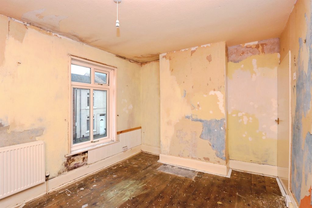 Additional image 10 of 2 bed terraced house for saleSanforth Street, Chesterfield S41