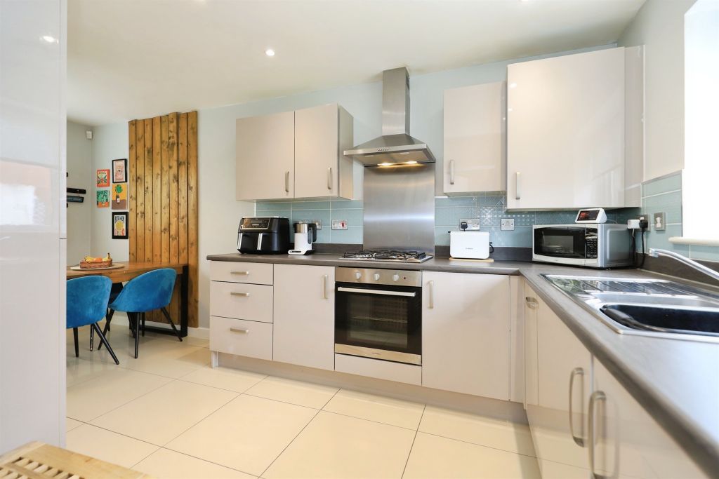 Additional image 4 of 3 bed detached house for saleAbbey Road, Bilston WV14