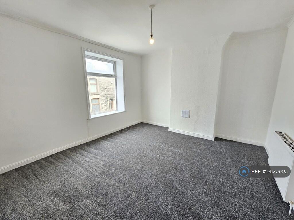 Marsh House Lane, Darwen, BB3 photo 5