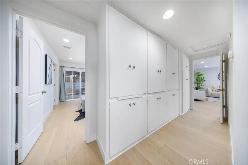 Additional image 31 of 237 W Loma Alta Dr, Altadena, CA 91001