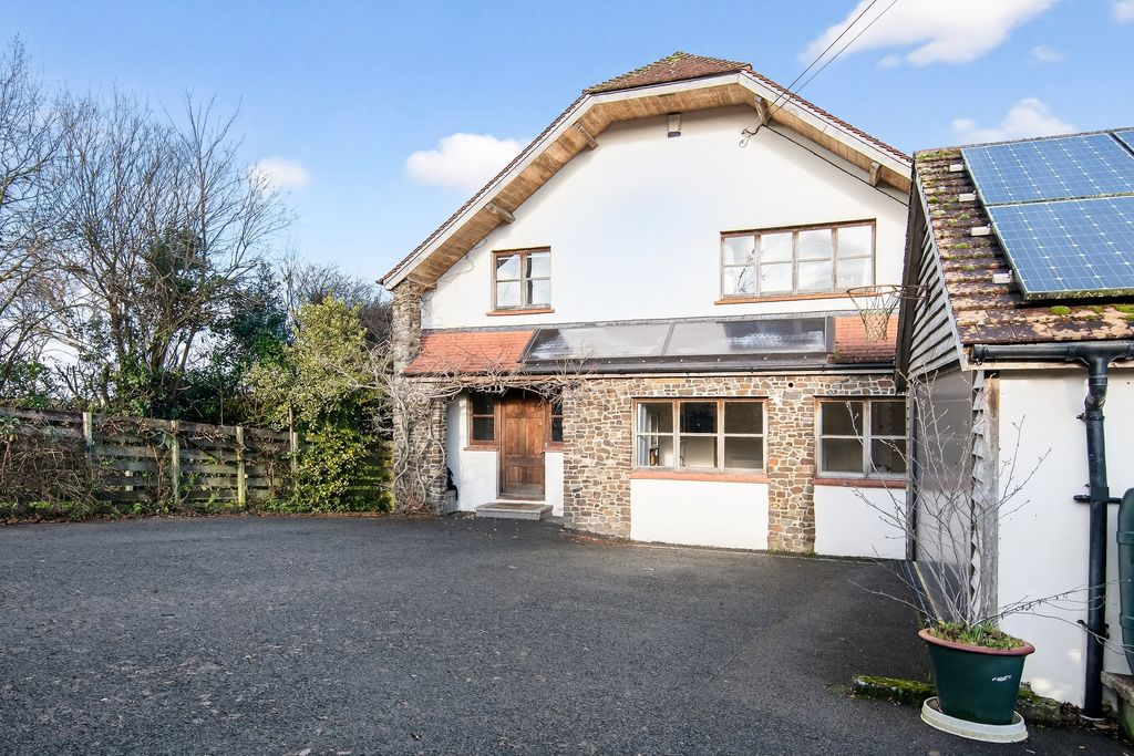 Additional image 5 of 5 bed detached house for saleLynhurst Avenue, Barnstaple EX31