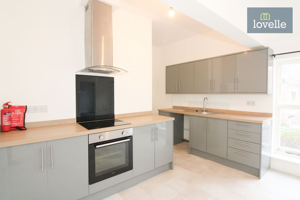 Additional image 4 of 2 bed flat for saleMercer Row, Louth LN11