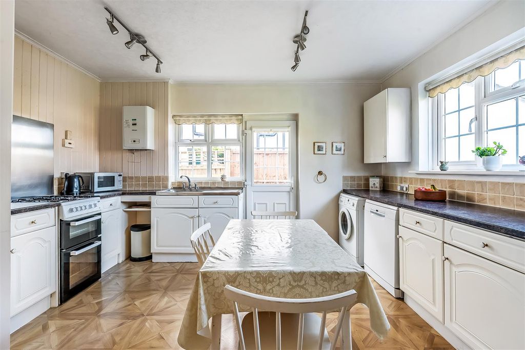 Additional image 11 of 4 bed detached house for saleRectory Close, Ashtead KT21