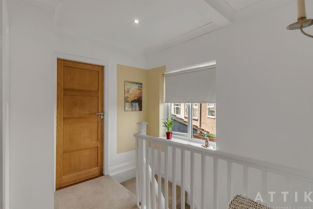 Additional image 22 of 4 bed semi-detached house for saleUpper Avenue, Halesworth IP19