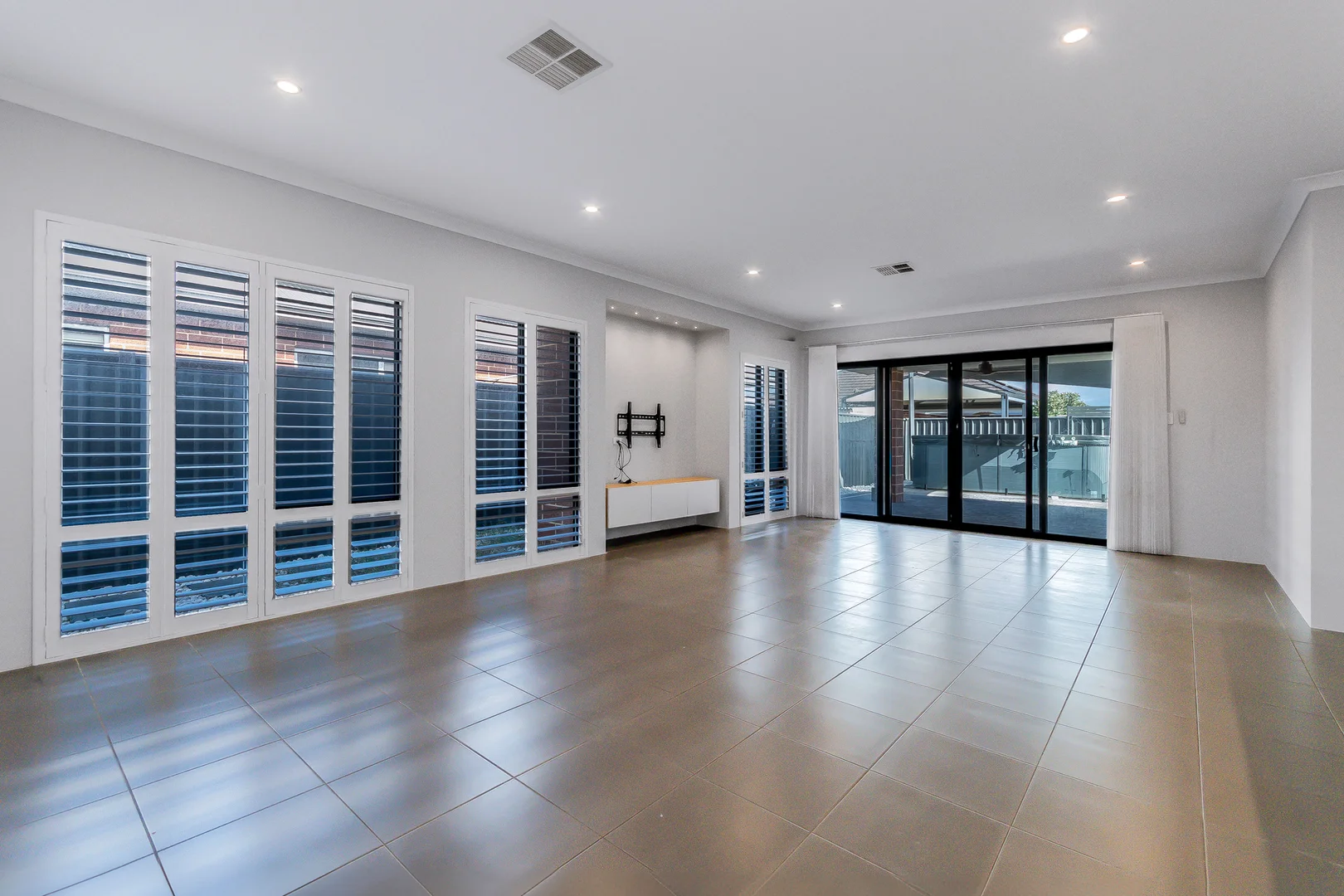 Additional image 7 of 12 Ernest Way, Hilbert WA 6112