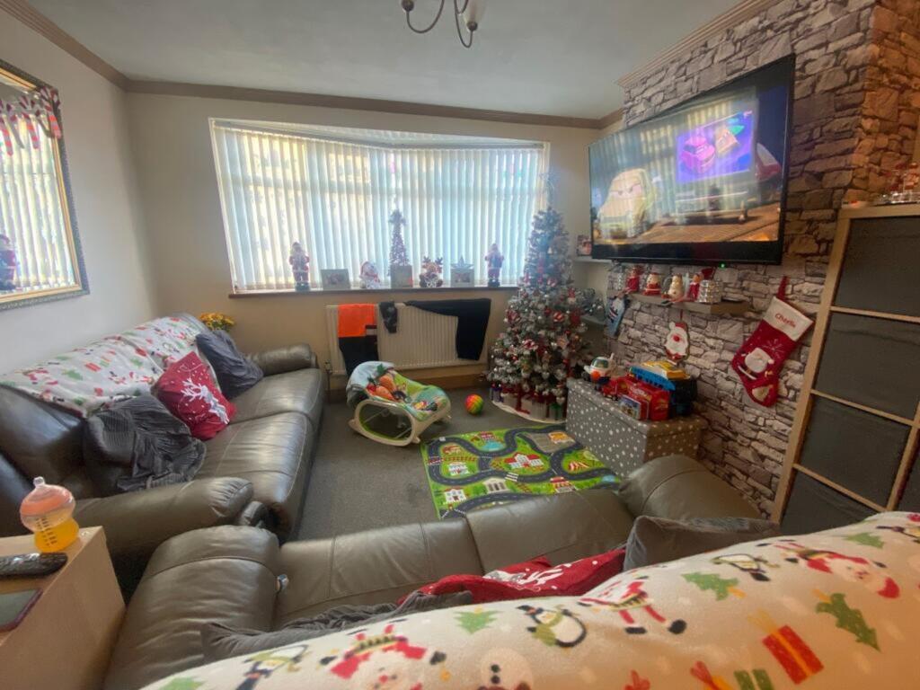 Small Street, West Bromwich, B71 photo 3