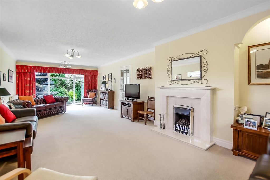 Additional image 3 of 4 bed semi-detached house for saleRaby Avenue, Barnard Castle DL12