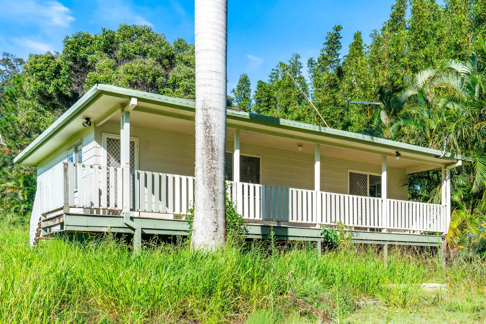 22 Nicholas St, Russell Island QLD 4184