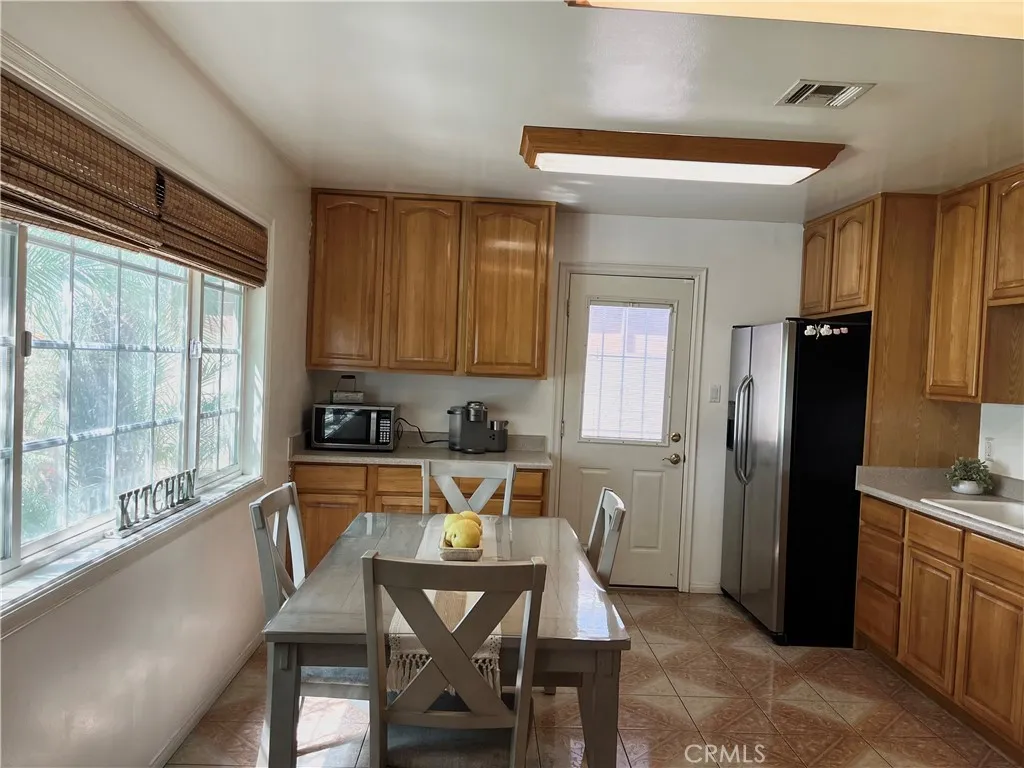 Additional image 43 of 13708 Carfax Ave, Bellflower, CA 90706