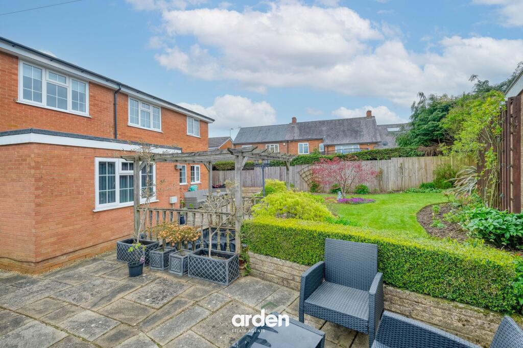 Additional image 19 of Holmes Drive, Rednal, B45