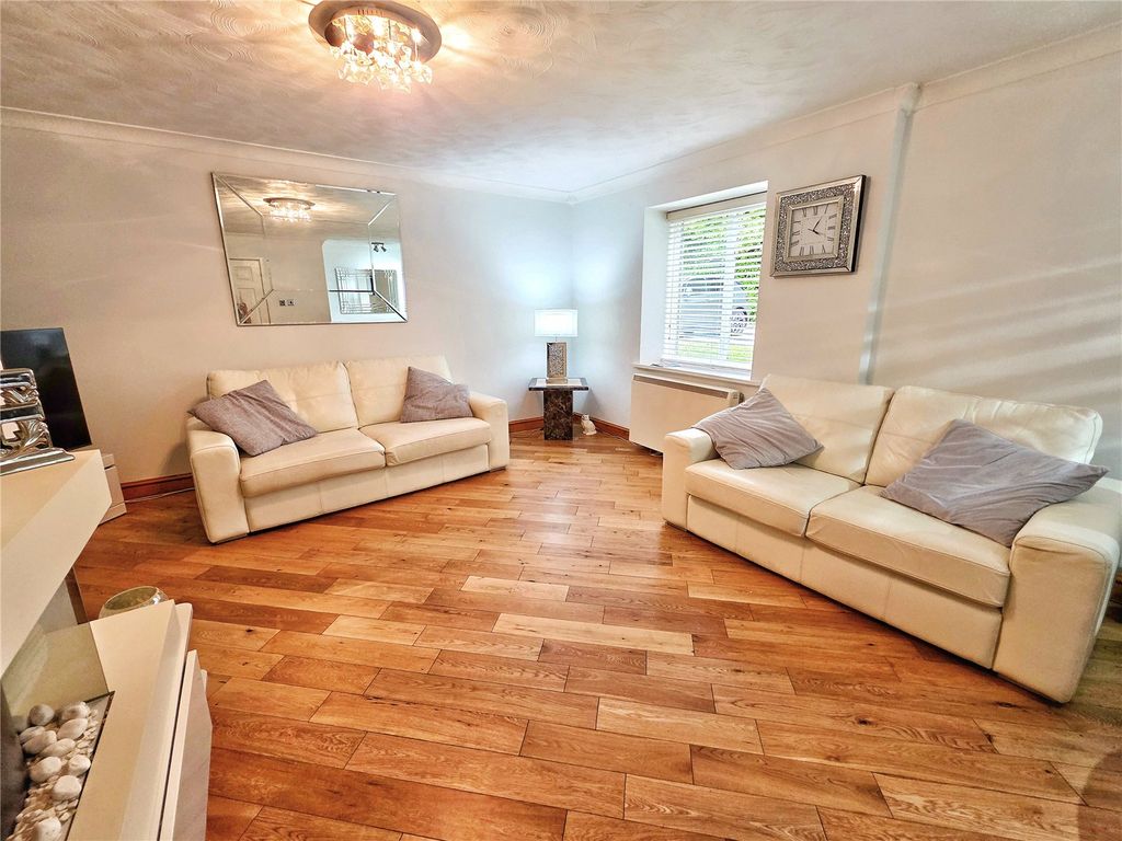 Additional image 6 of 2 bed flat for saleOldham Road, Ashton-Under-Lyne, Greater Manchester OL7