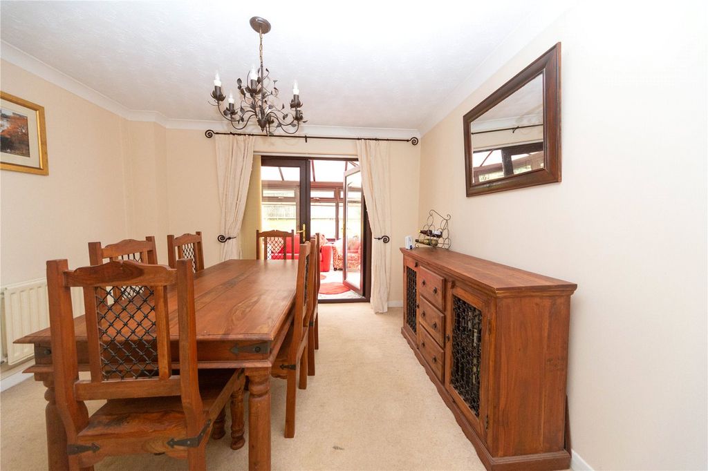 Additional image 6 of 4 bed detached house for saleMallards Reach, Marshfield, Cardiff CF3