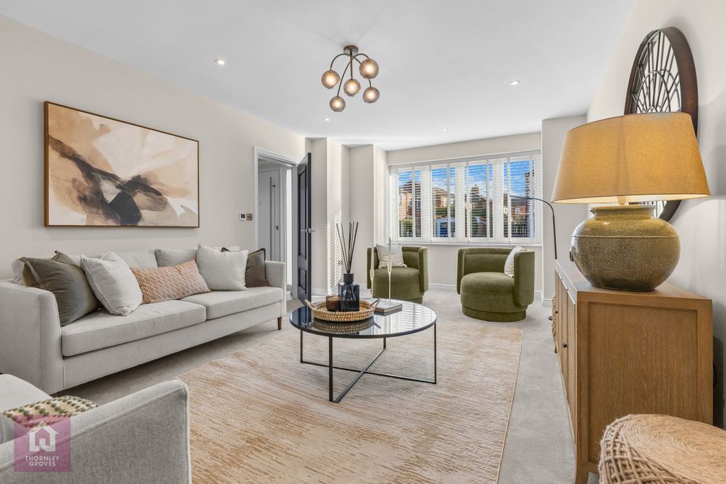 Additional image 9 of 5 bed semi-detached house for saleBrentwood Crescent, Altrincham WA14
