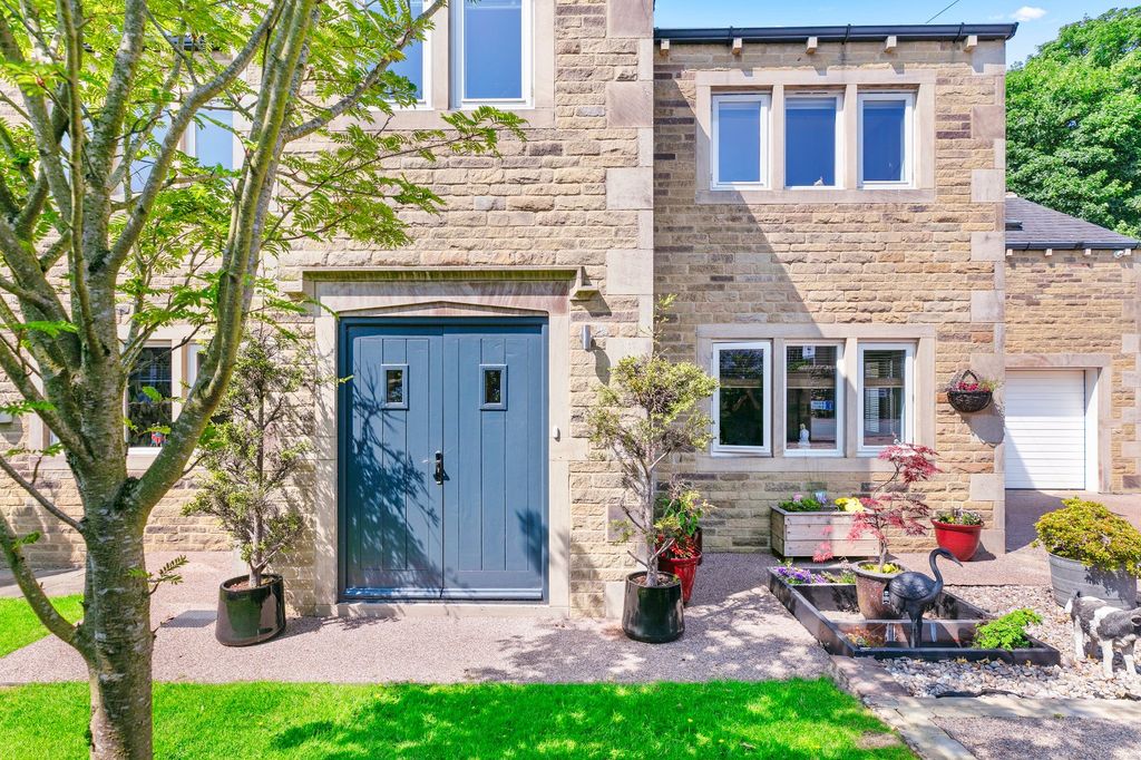 Additional image 36 of 4 bed detached house for salePark Drive, Bingley, West Yorkshire BD16