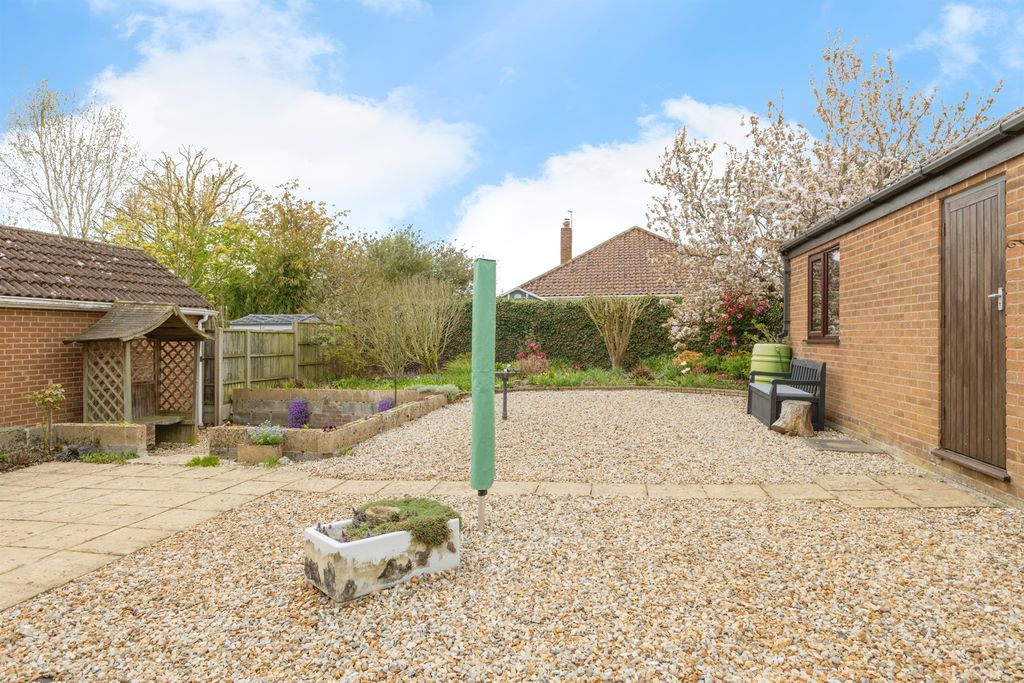 Additional image 8 of 3 bed detached bungalow for saleNew North Road, Attleborough NR17