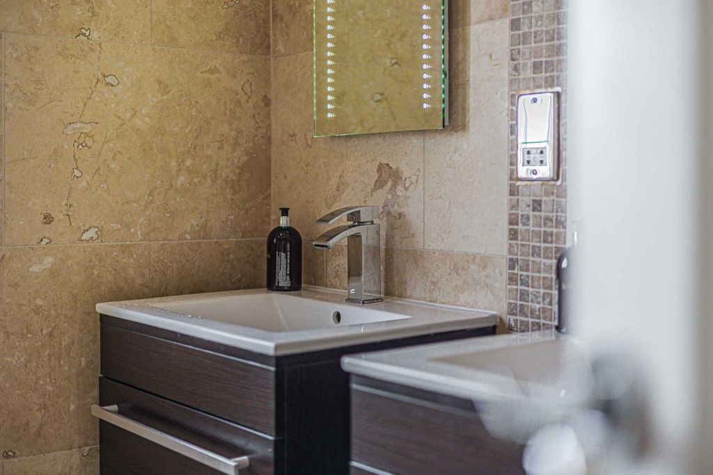 Additional image 31 of 5 bed detached house for saleHigh Road, Benfleet SS7