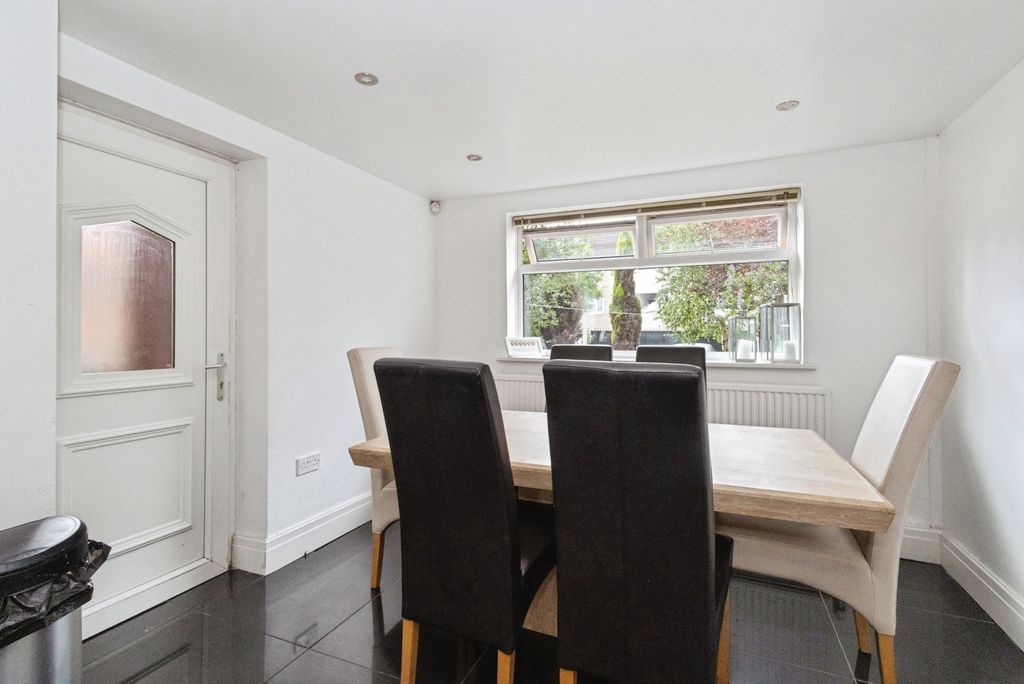 Additional image 6 of 3 bed terraced house for saleTaunton Road, Ashton-Under-Lyne, Greater Manchester OL7
