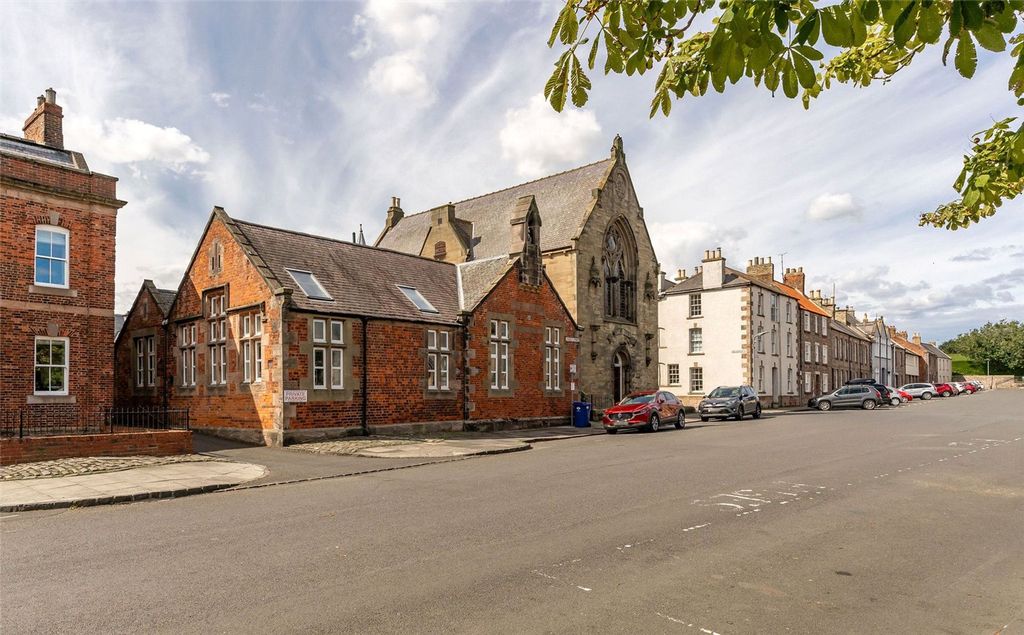 3 bed end terrace house for sale3 Parade School Mews, Berwick-Upon-Tweed TD15