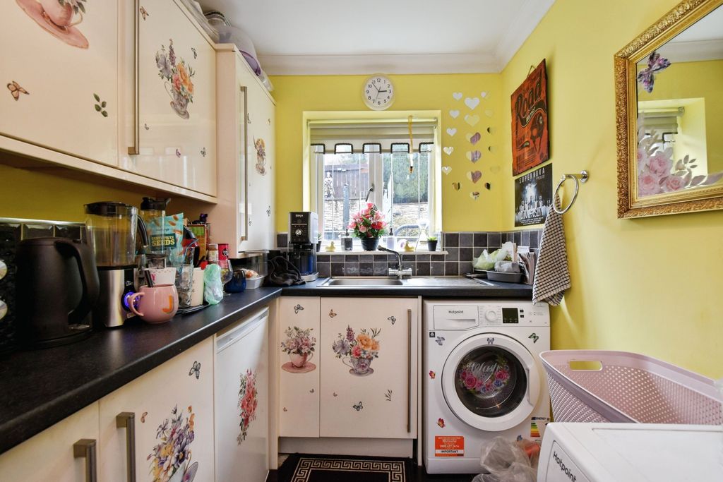 Additional image 4 of 4 bed semi-detached house for saleGlanaman Road, Aberdare CF44