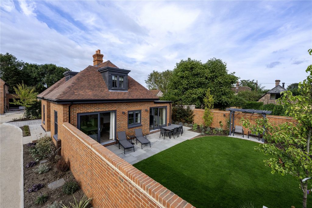 Additional image 16 of 2 bed detached house for saleThe Gatehouse, Millwood, Emsworth, West Sussex PO10