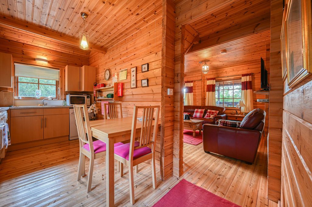 Additional image 8 of 4 bed chalet for sale2 Broallan, Beauly IV4