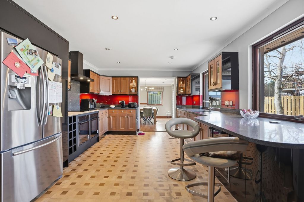 Additional image 2 of 4 bed detached bungalow for saleAbbey Road, Auchterarder PH3