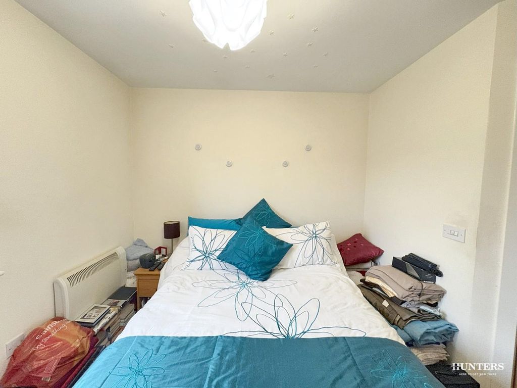Additional image 11 of 2 bed flat for saleRotary Close, Dewsbury WF13