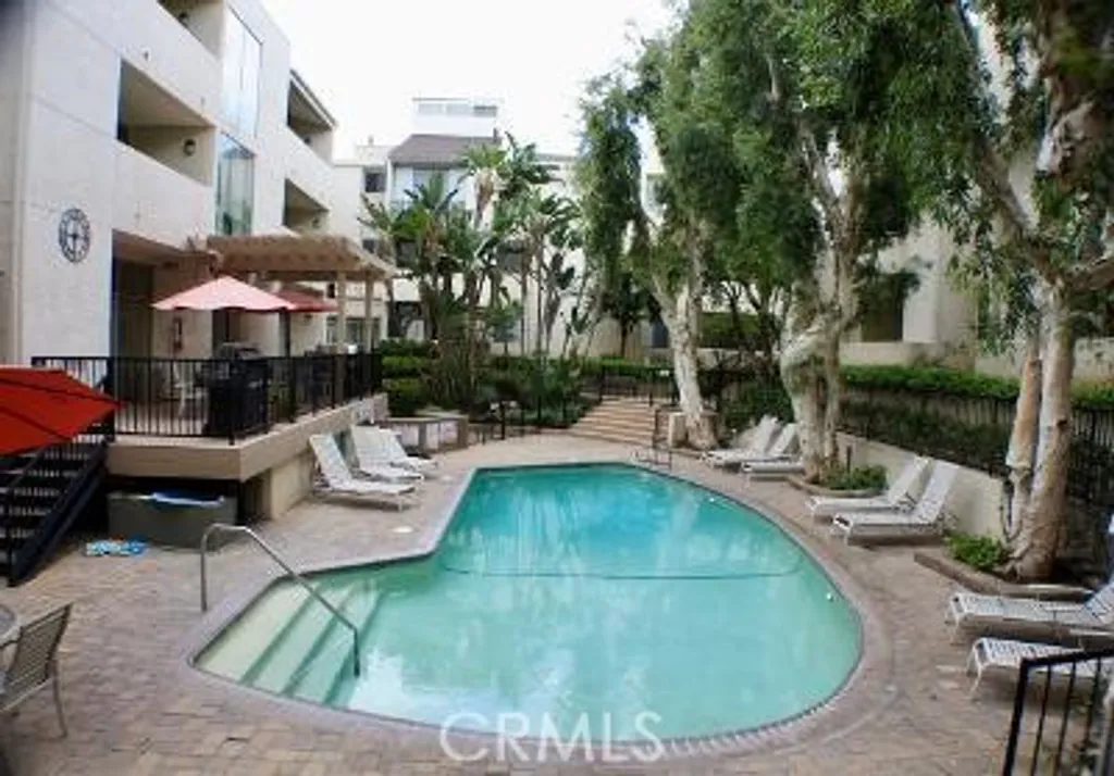 Additional image 14 of 5325 Newcastle Ave Unit 322, Encino, CA 91316
