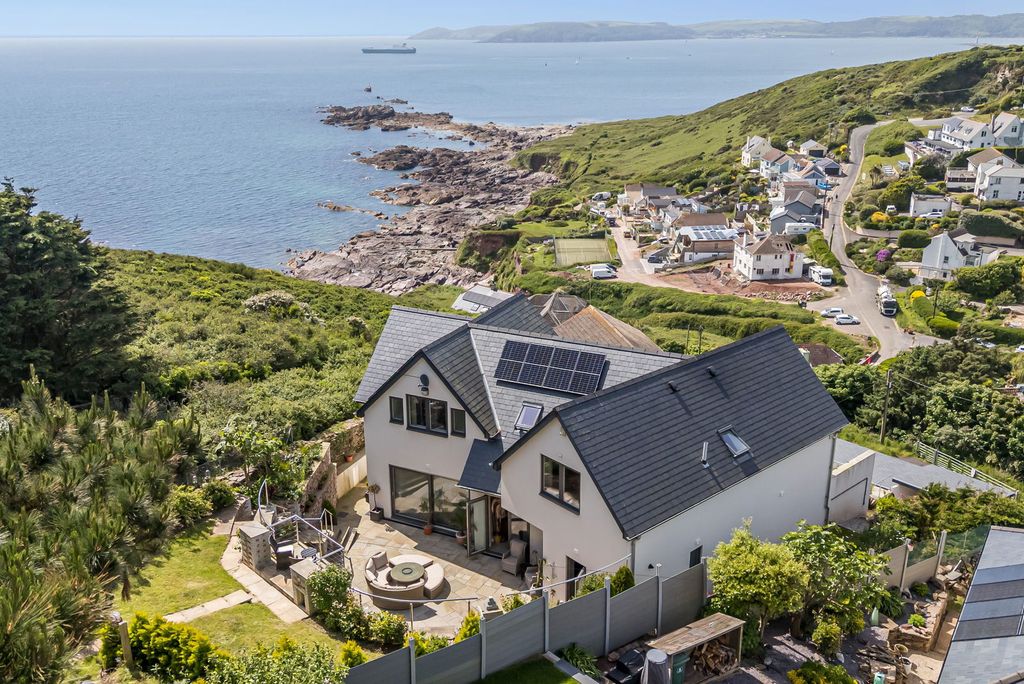4 bed detached house for saleHeybrook Bay, South Coast Of Devon PL9