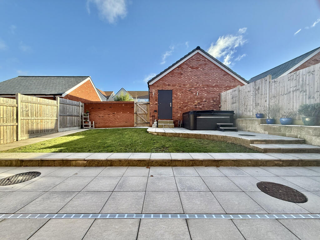 Additional image 37 of Gould Gardens, Yeovil, Somerset