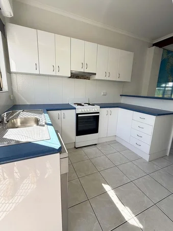 Additional image 4 of 7/445 Esplanade, Torquay QLD 4655