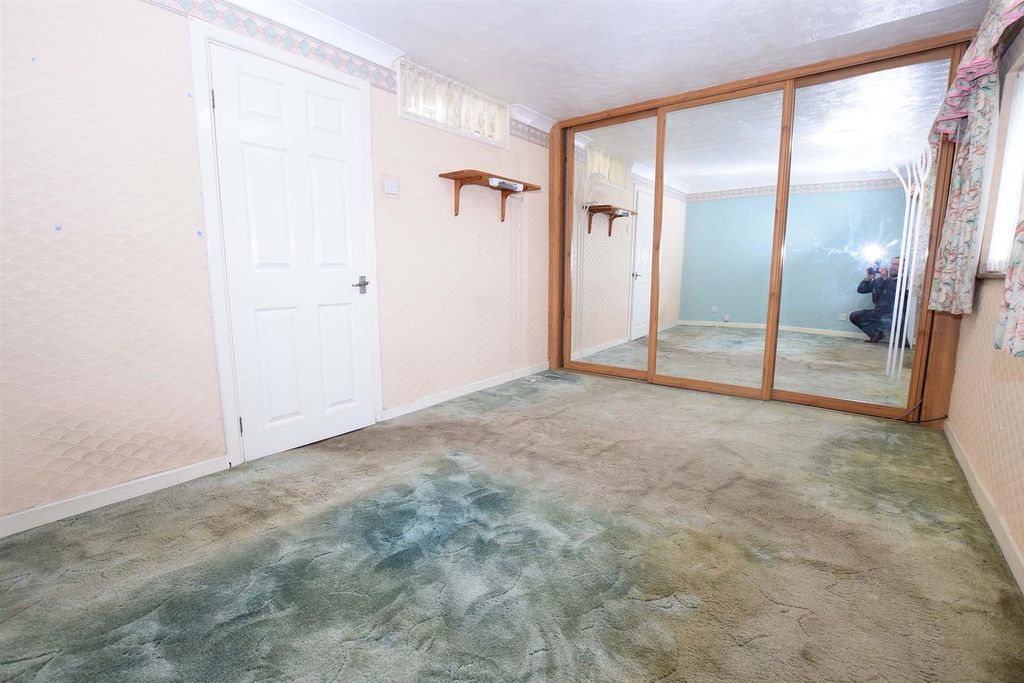 Additional image 7 of 2 bed maisonette for saleMckenzie Road, Chatham ME5