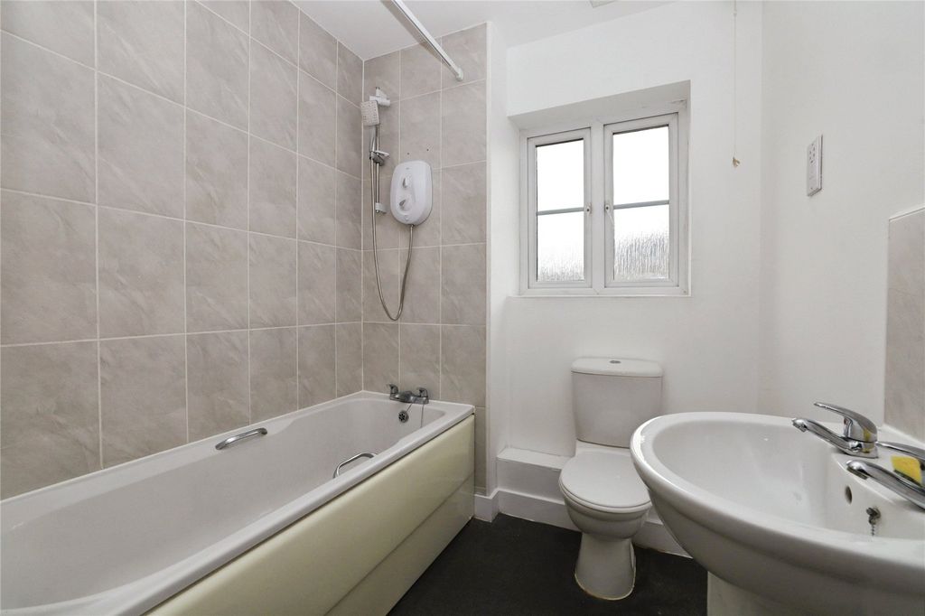 Additional image 6 of 2 bed flat for saleWatkins Way, Bideford, Devon EX39