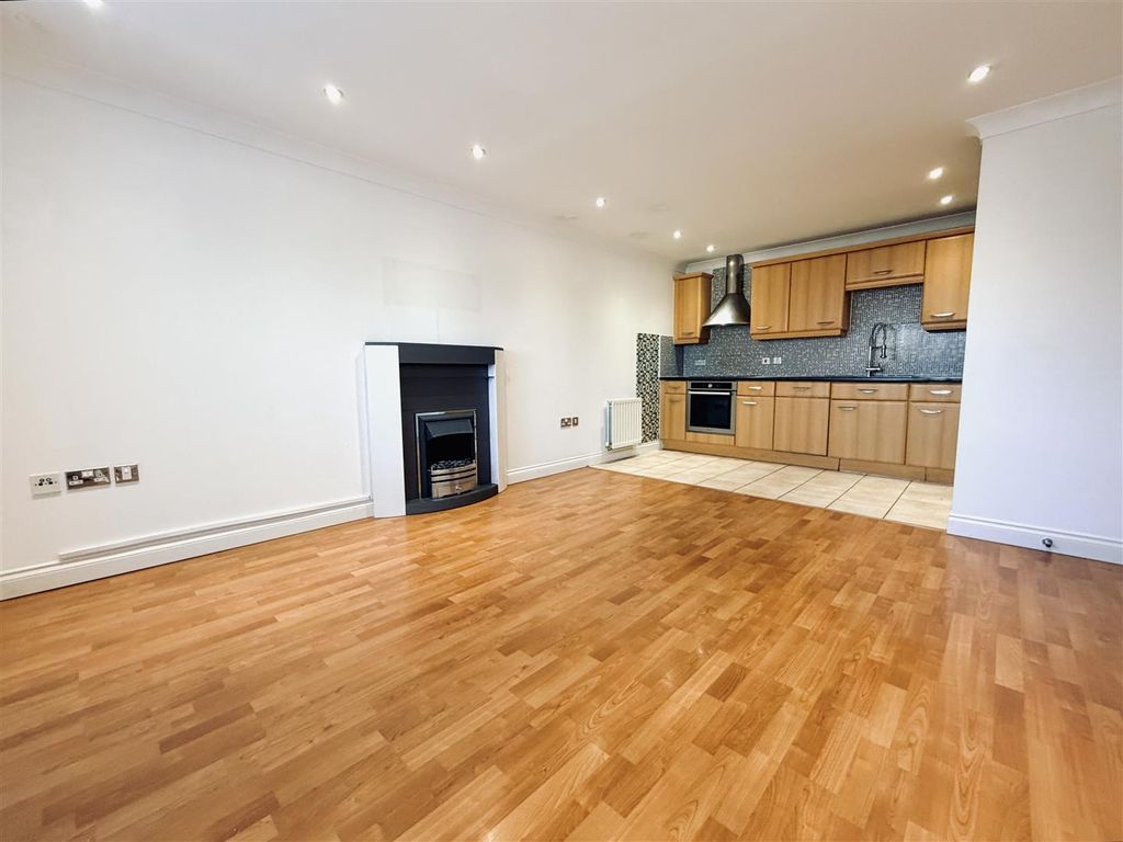 Additional image 2 of 2 bed flat for saleWeldon Road, Broadheath, Altrincham WA14