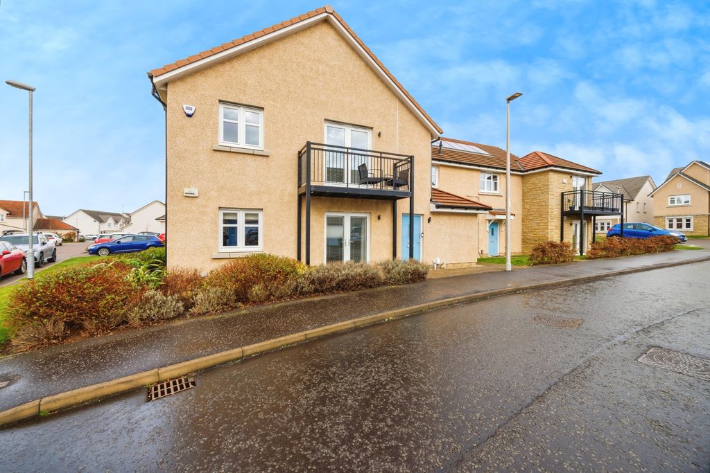 2 bed flat for saleRamslack Street, Balerno EH14
