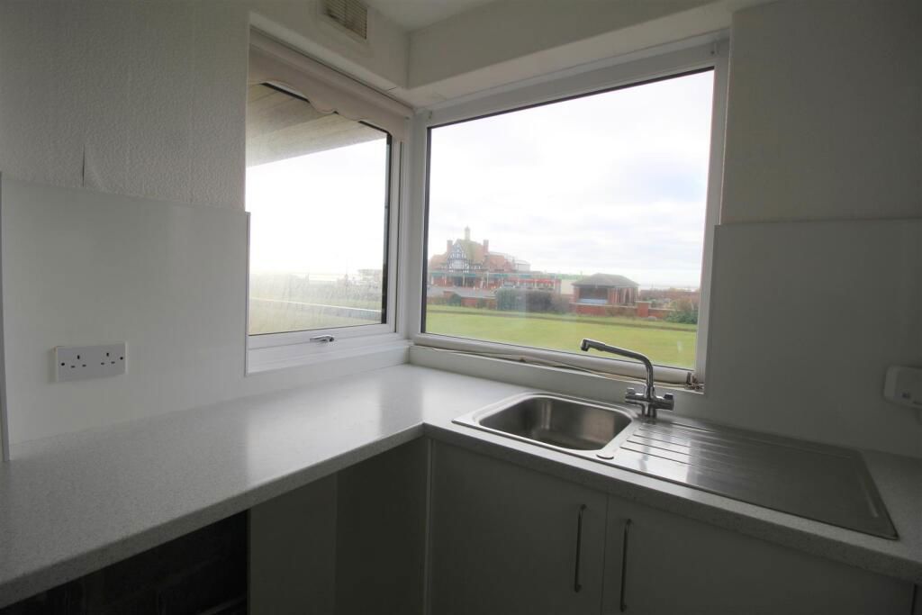 Additional image 11 of 2 bed flat for saleNorth Promenade, St. Annes, Lytham St. Annes FY8