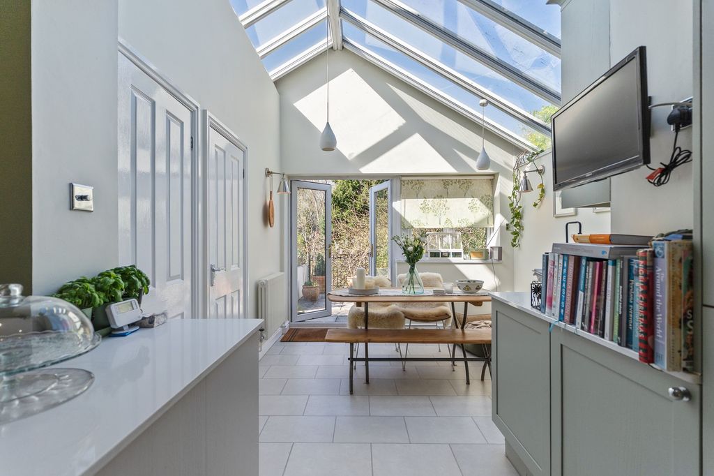 Additional image 8 of 4 bed semi-detached house for saleFields Road, Newport NP20