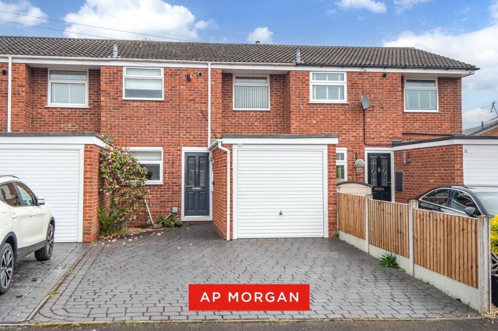 Larchmere Drive, Bromsgrove, Worcestershire, B61