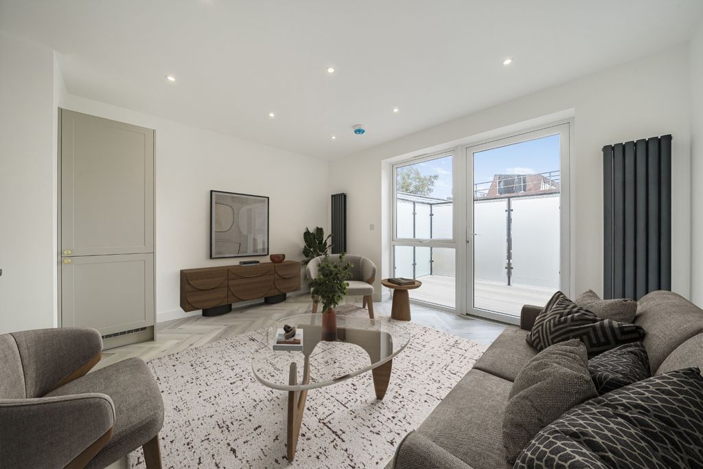 Additional image 4 of 7 bed detached house for saleLion Road, Bexleyheath, Kent DA6