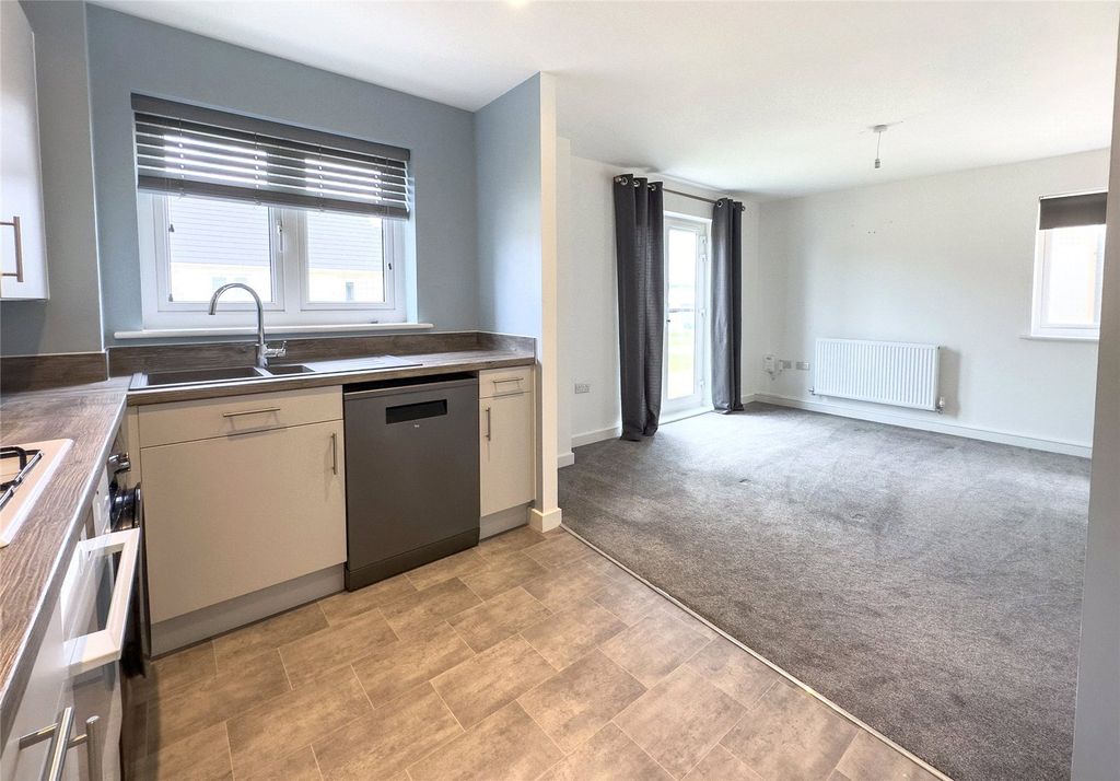 Additional image 8 of 1 bed flat for saleMossie Walk, Witney, Oxfordshire OX29