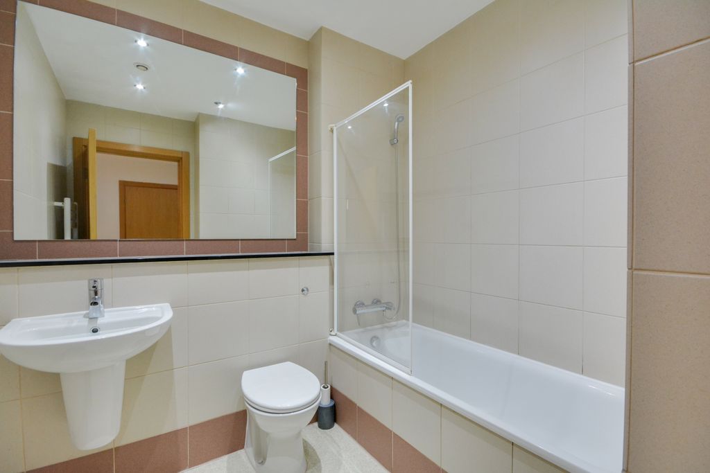 Additional image 12 of 2 bed flat for saleEast Float Quay, Dock Road, Birkenhead CH41