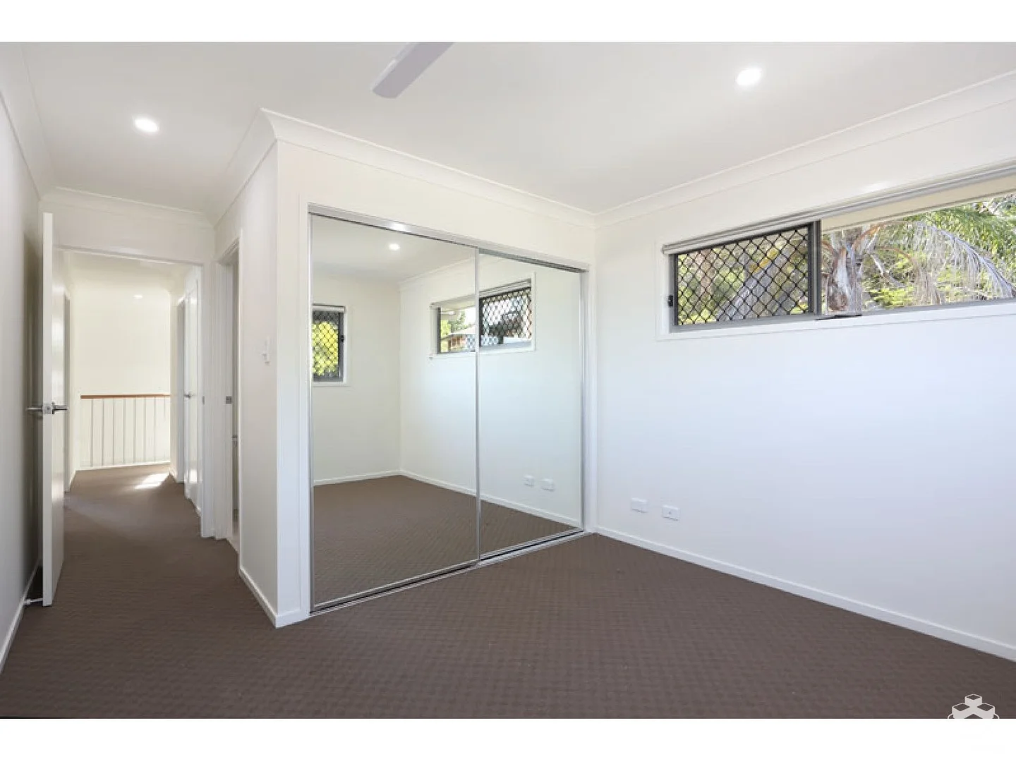 Additional image 6 of ID:21173773/17 Armstrong Street, Petrie QLD 4502