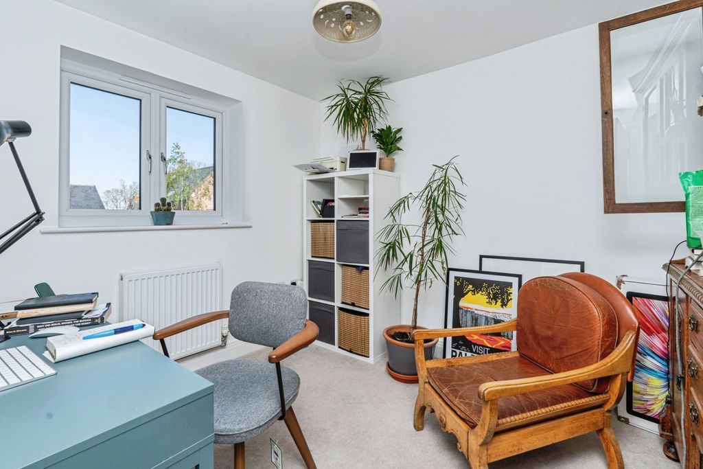 Additional image 14 of 5 bed detached house for saleHospital Road, Wellesley, Aldershot, Hampshire GU11