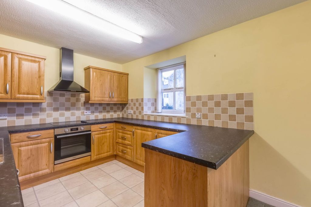 Additional image 3 of 2 bed flat for sale19 High Fellside, Kendal LA9