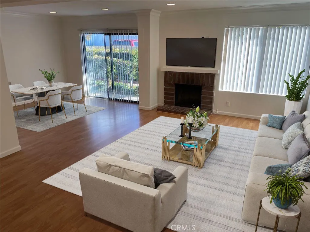 Additional image 3 of 10001 Topanga Canyon Blvd Unit 17, Chatsworth, CA 91311