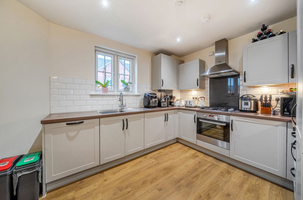 Additional image 12 of 2 bed flat for saleDempsey Road, Wellesley, Aldershot, Hampshire GU11
