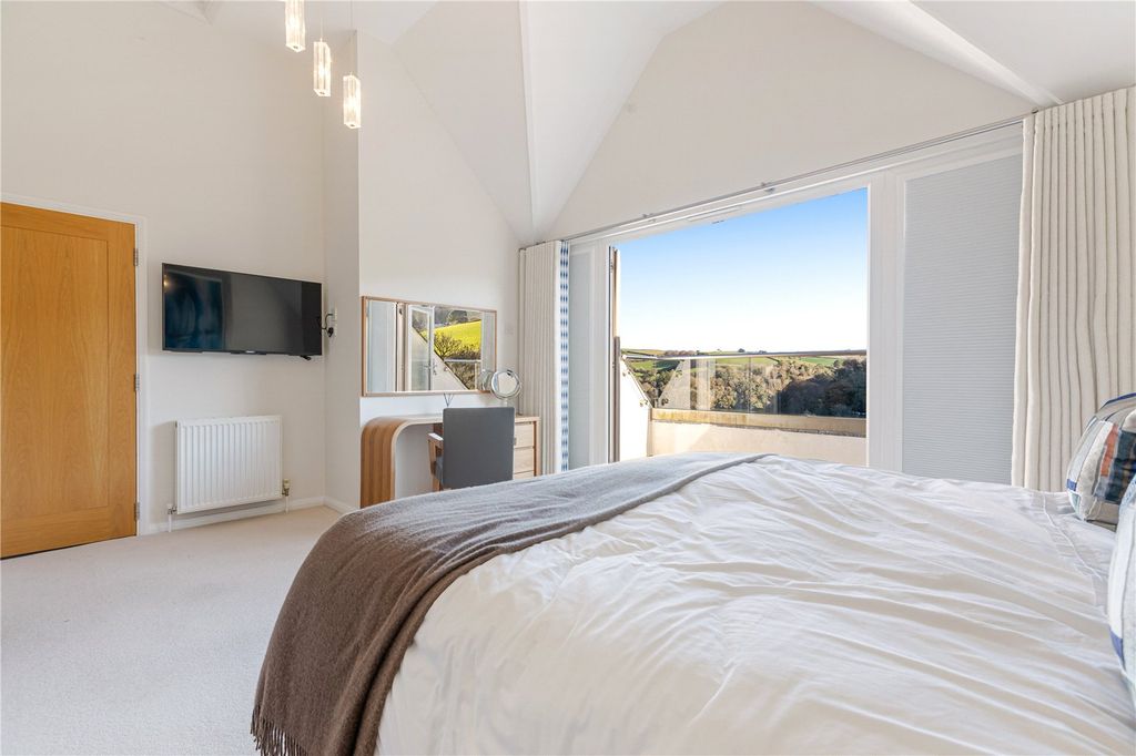 Additional image 9 of 4 bed detached house for saleSwannaton Road, Dartmouth, Devon TQ6