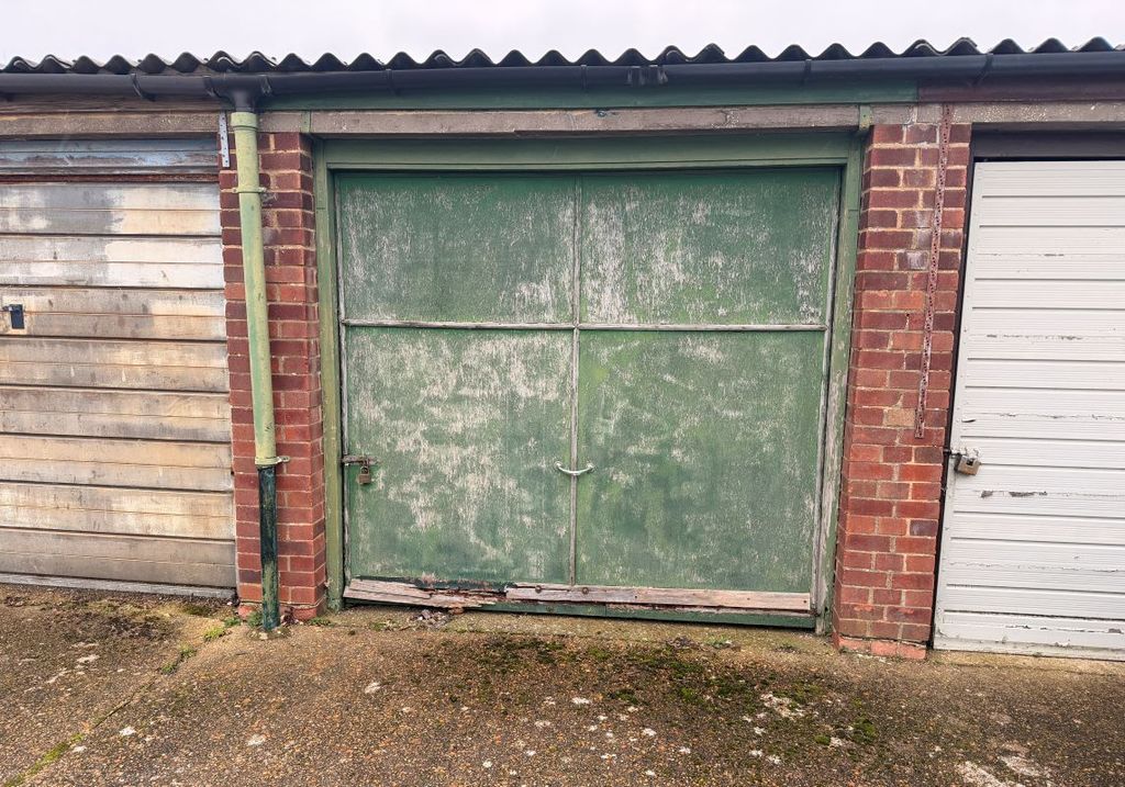 Land for saleGarage At 17 West Way, Wick, Littlehampton, West Sussex BN17